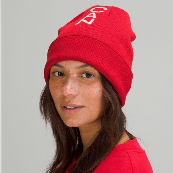 Team Canada Reversible Wool-Blend Beanie - Picture 7 of 7
